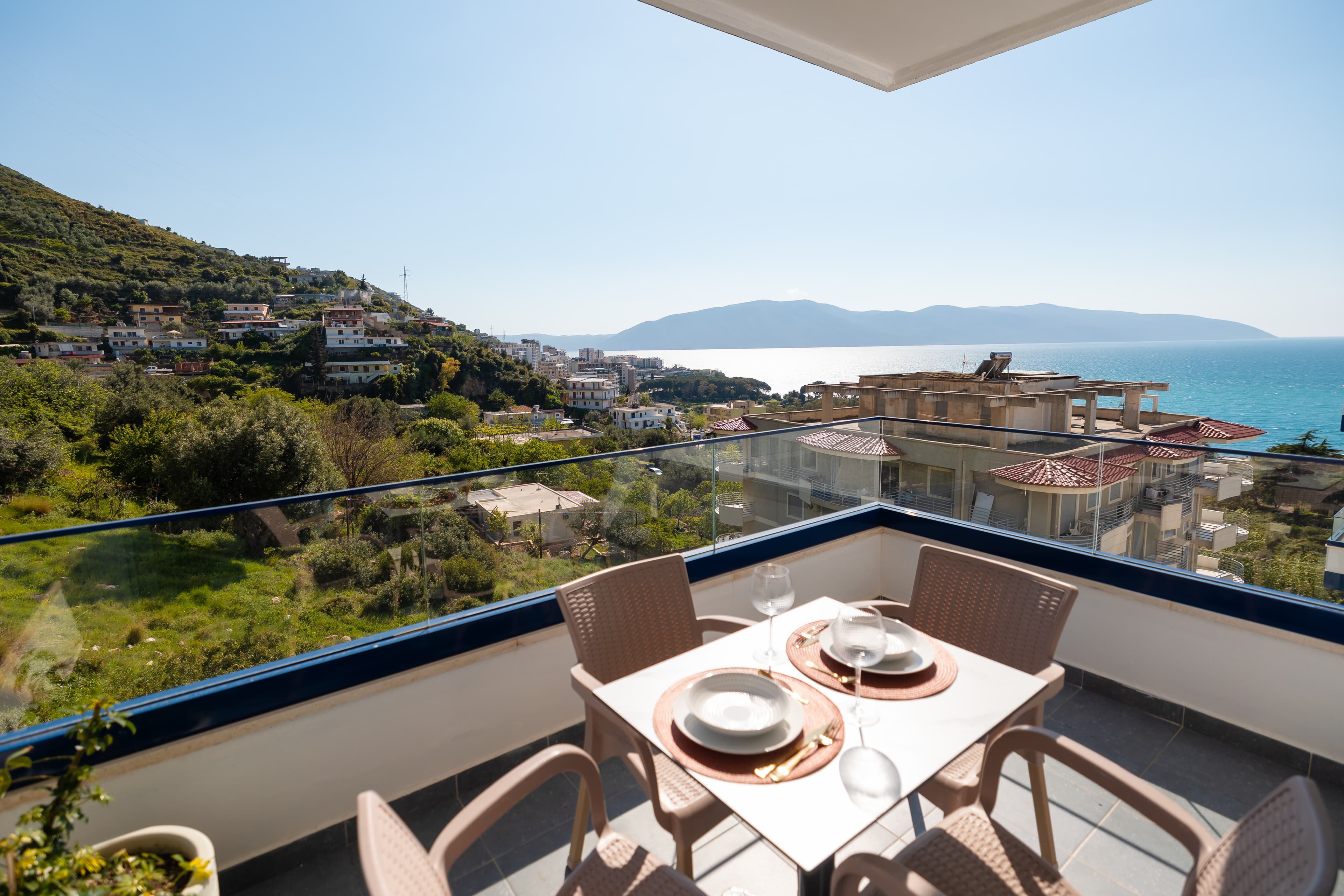 Lady 40 Sea View Apartment with Terrace, Vlore